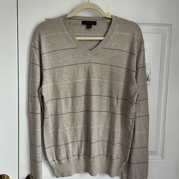 Banana Republic Other - Men's Banana Republic Beige Striped V-Neck Sweater